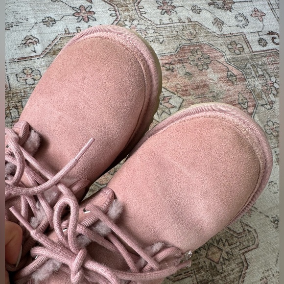Pink ugg neumel - Picture 2 of 7